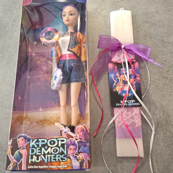 Κούκλα Κ-Pop Demon Hunter Με Μουσική Και Λαμπάδα Με Ξύλινο Στοιχείο